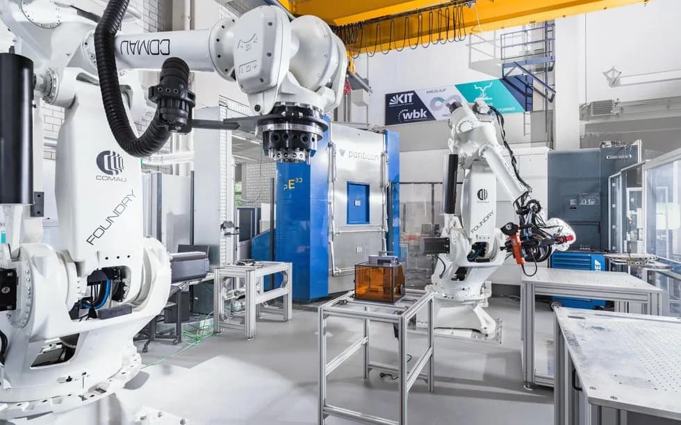 Robots que desarman robots rotos para rescatar sus piezas