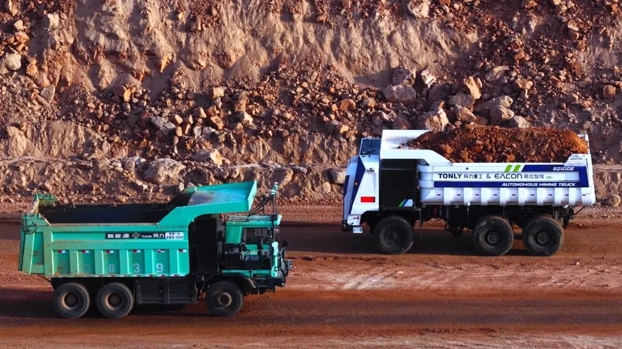 EACON ya automatiza 1.500 camiones mineros a batería