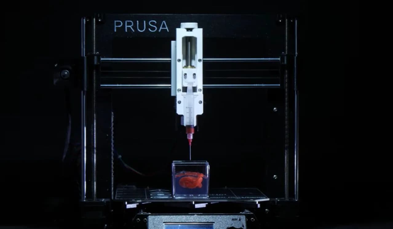 Una Prusa i3 averiada se convierte en impresora 3D embebida de líquidos