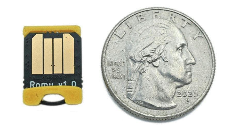 Romu, la placa con RP2354A que desaparece dentro de un puerto USB