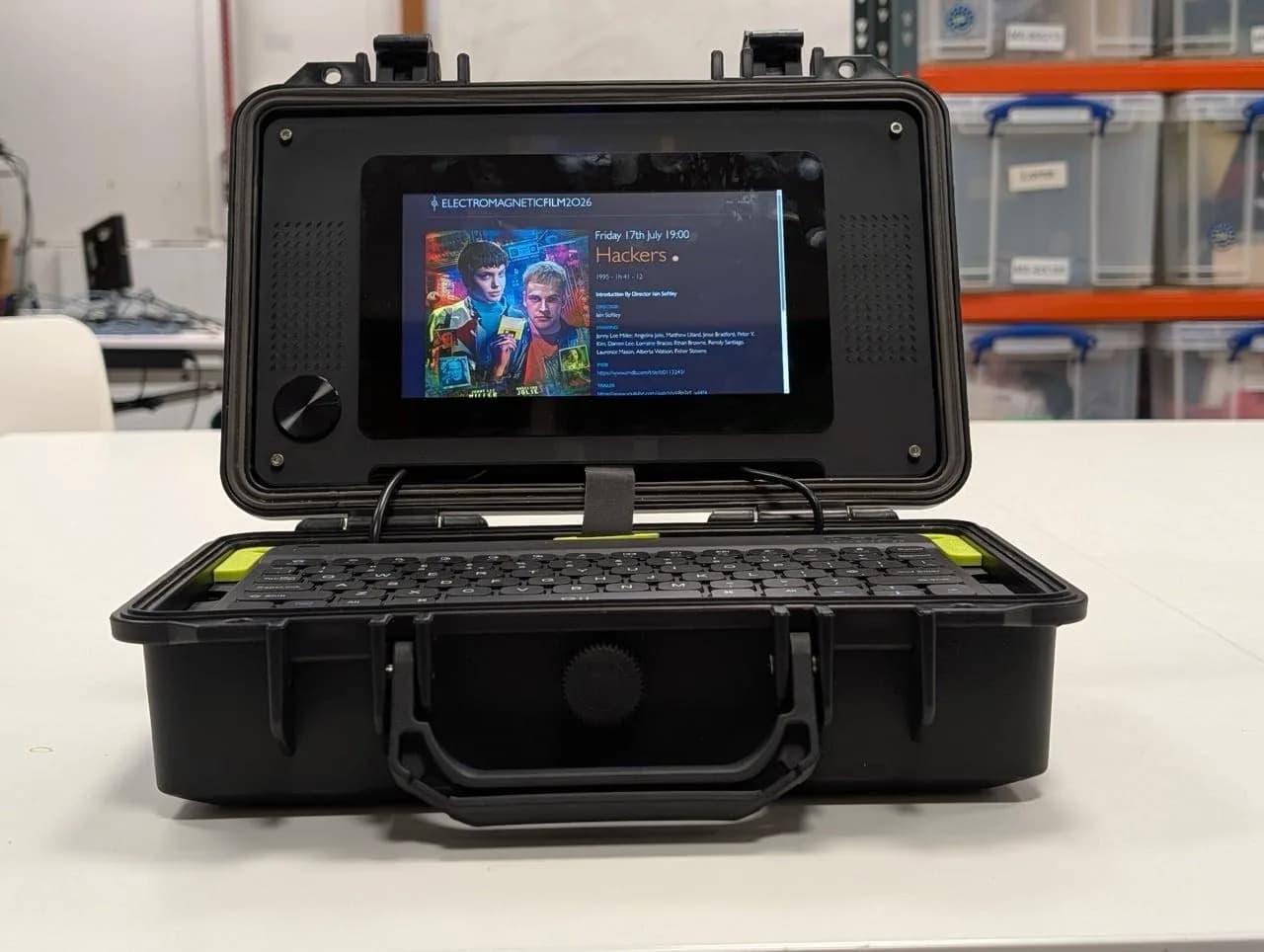 Raspberry Pi publica su guía oficial para armar un cyberdeck