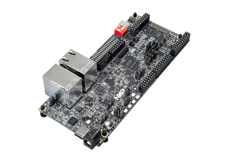 NXP lanza la FRDM-IMXRT1186, una placa con cuatro puertos Ethernet