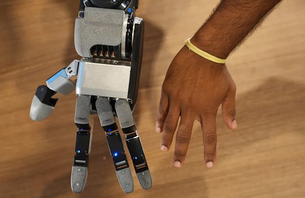 Por qué la nueva mano del Atlas de Boston Dynamics tiene cuatro dedos