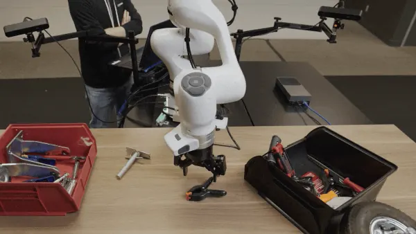 Cosmos 3 Edge de NVIDIA corre el control del robot a bordo