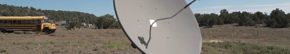 Una antena de 8 pies vuelve a apuntar al cielo con una Raspberry Pi