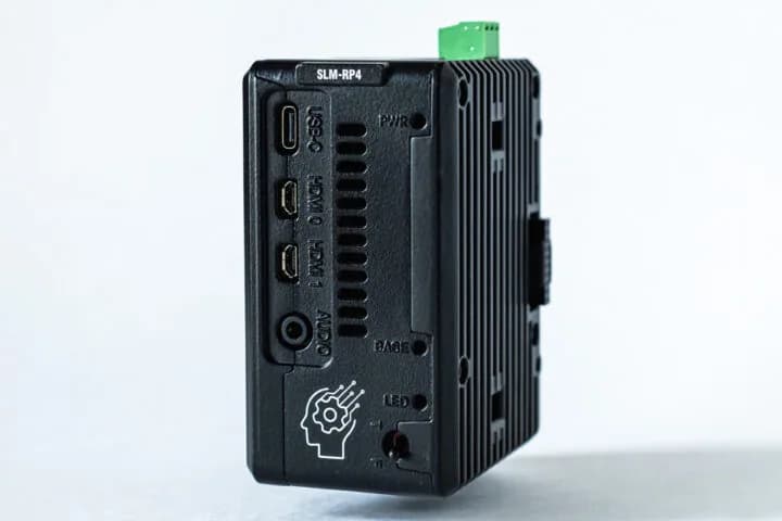 SLM-RP4, un PLC con Raspberry Pi 4 y hasta 128 entradas y salidas
