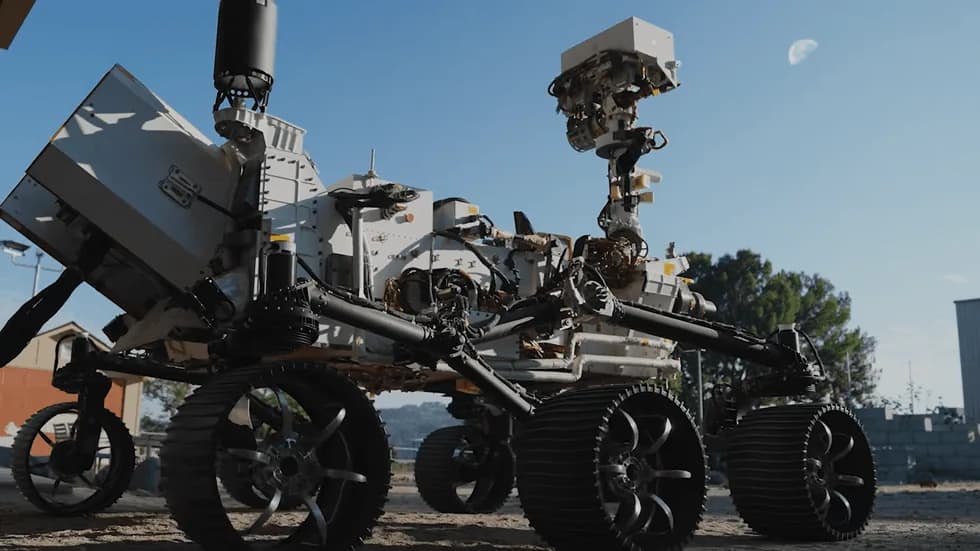 NASA reutiliza el testbed de Curiosity como rover lunar