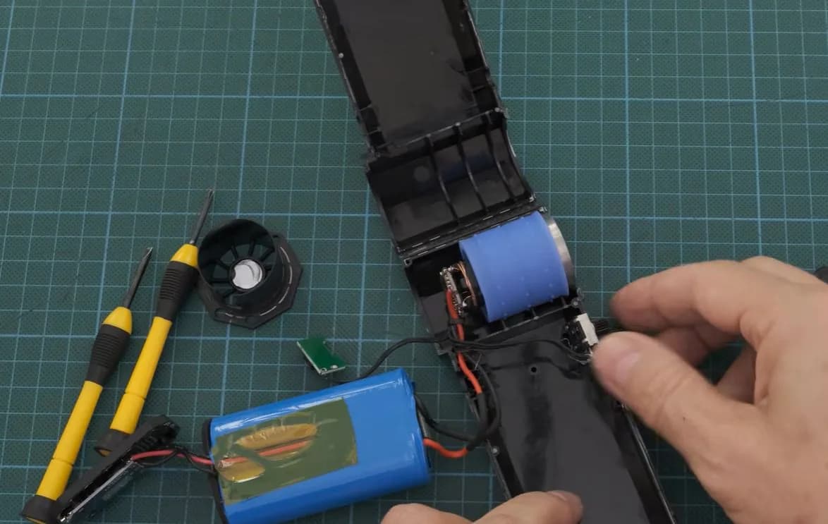 ¿Pueden los sopladores de aire baratos volar un avión RC?