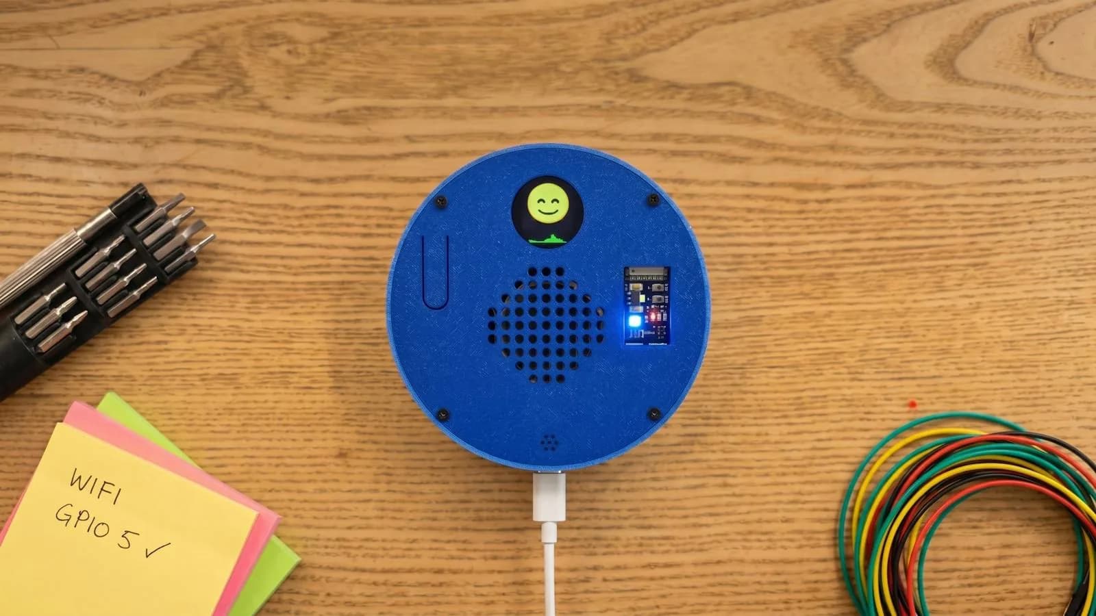VA5, un asistente de voz con ESP32-S3 que se arma por 20 dólares