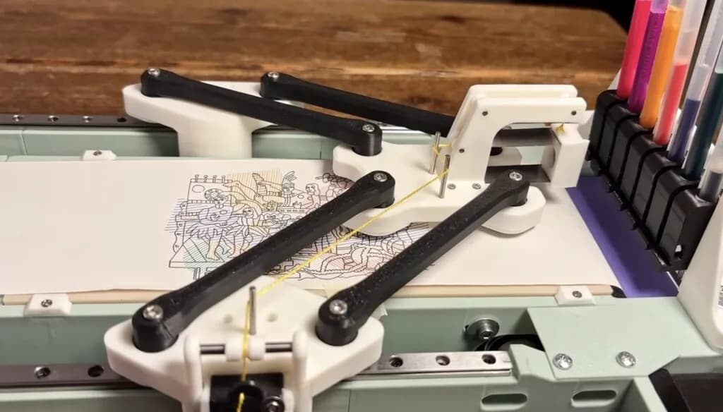 Plotter DIY con cinemática delta y cambio de herramientas