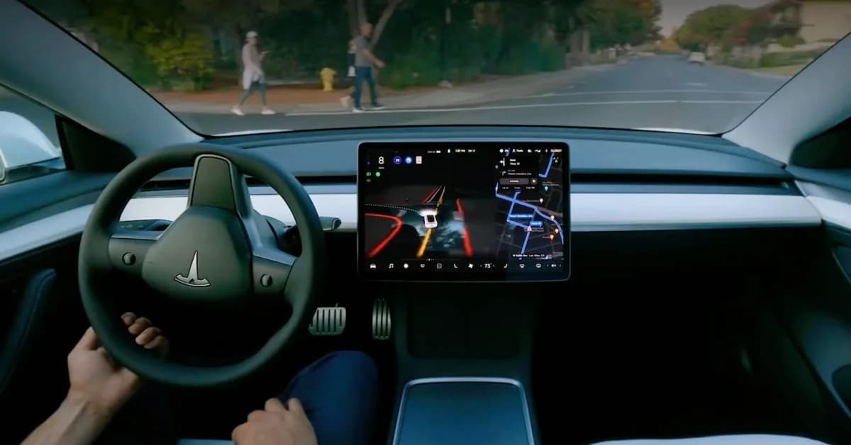 Tesla FSD ahora toma el volante para evitar un choque