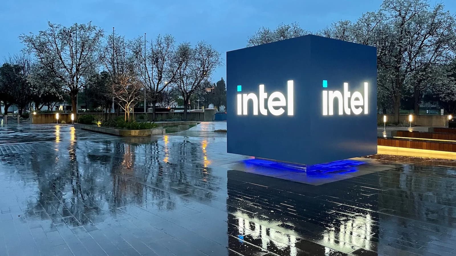 Intel levanta 19.700 millones de dólares para sus fabs