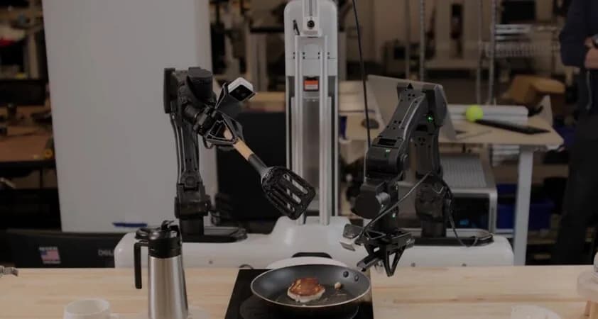 Skild AI: un robot aprende una tarea nueva con un solo video