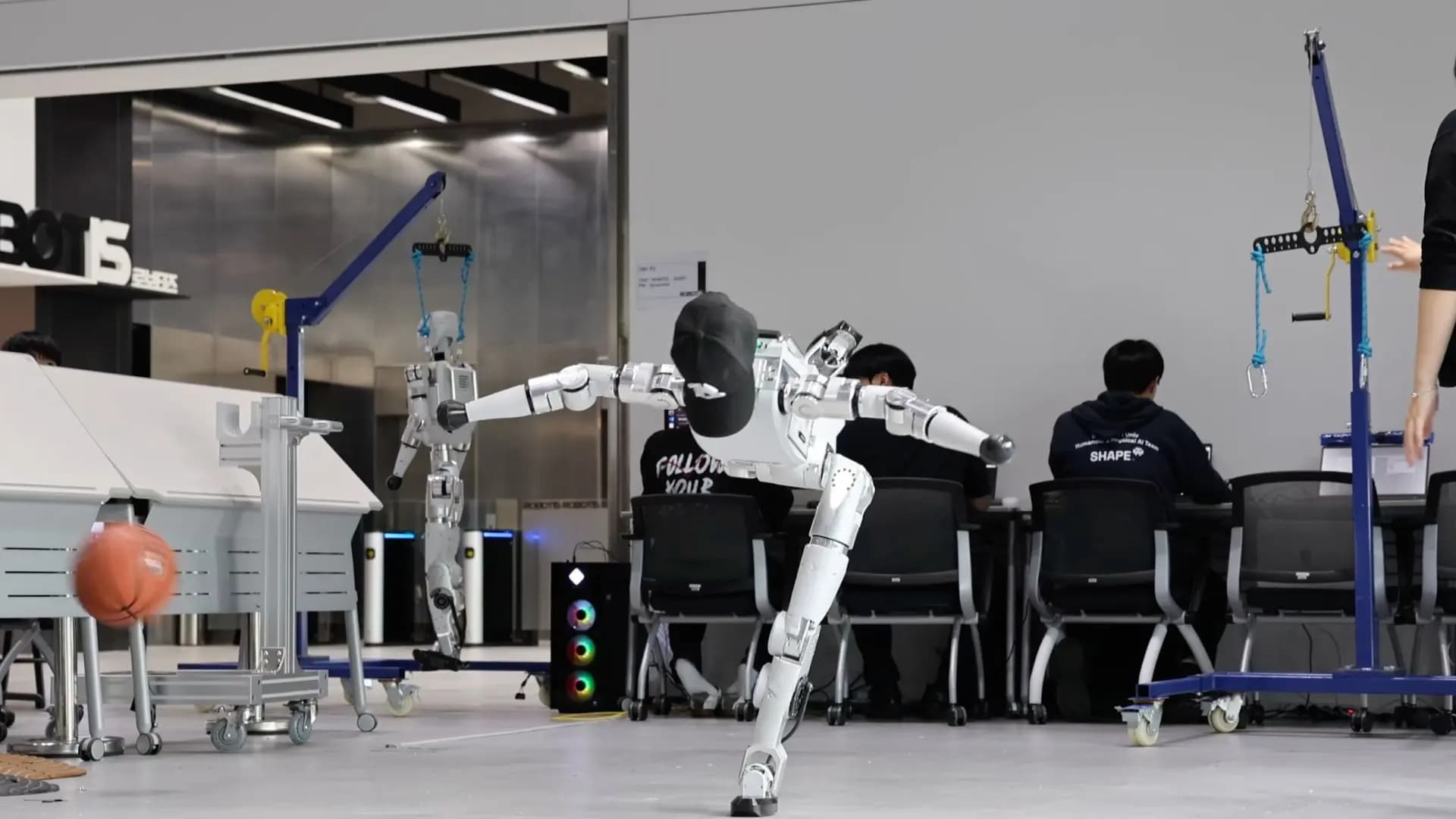 ROBOTIS abre su humanoide a estudiantes de cuatro universidades
