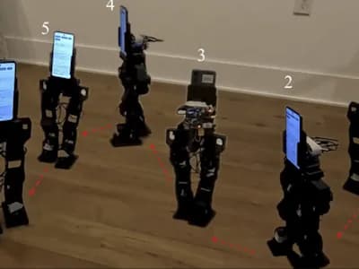 PhoneBot, el humanoide de UCLA que usa un celular viejo como cerebro