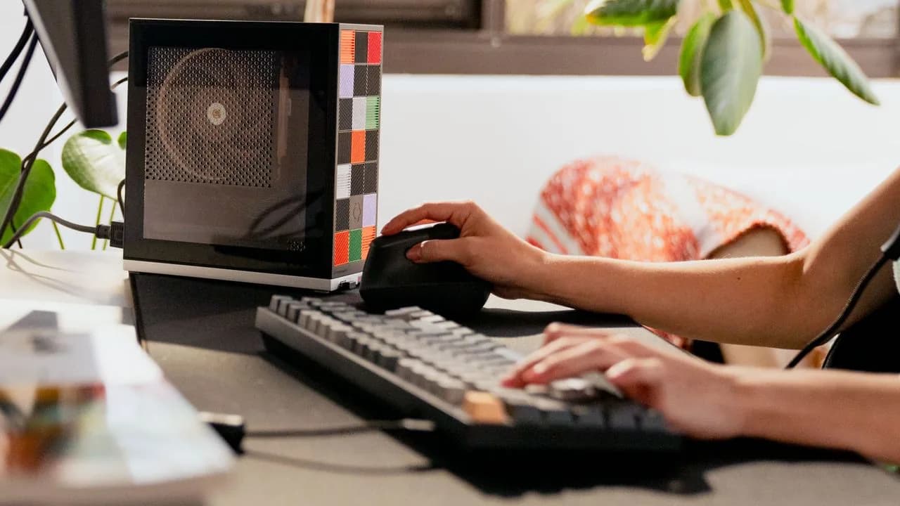 Dos mini PCs locales para 50 millones de tokens al día
