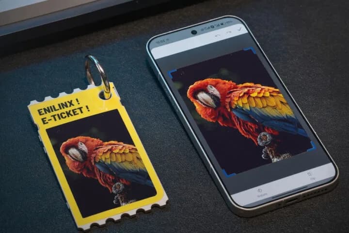 TICKEY muestra 48 colores en tinta electrónica con un ESP32-S3