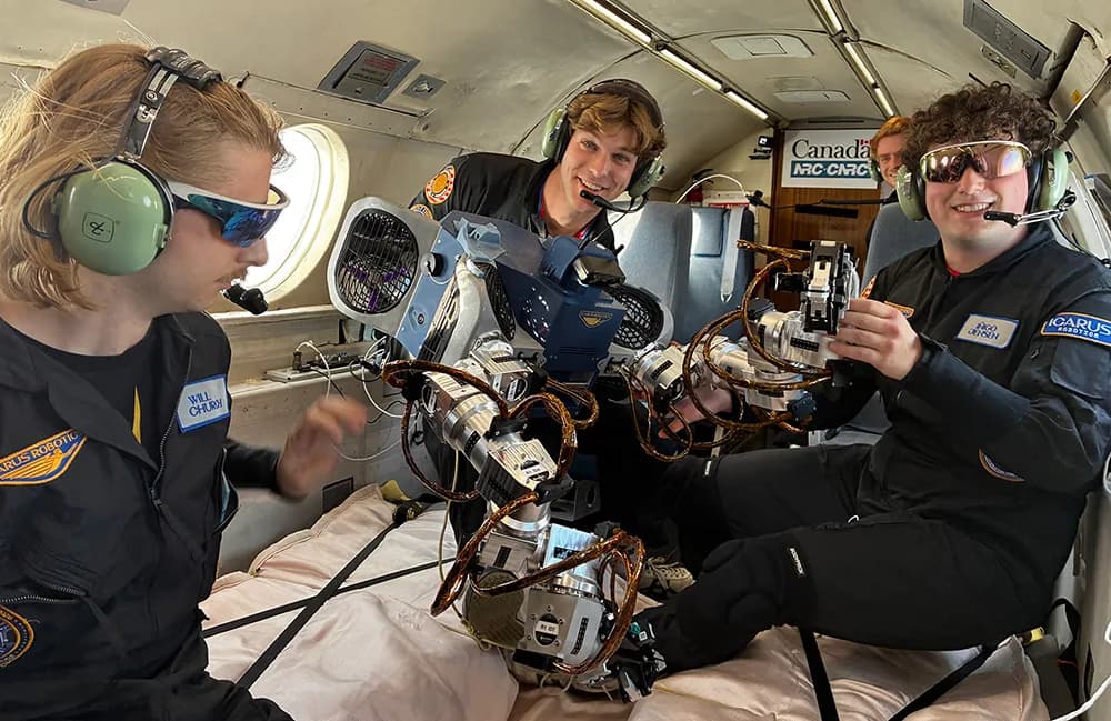 Icarus Robotics probó JOY en 66 parábolas de microgravedad