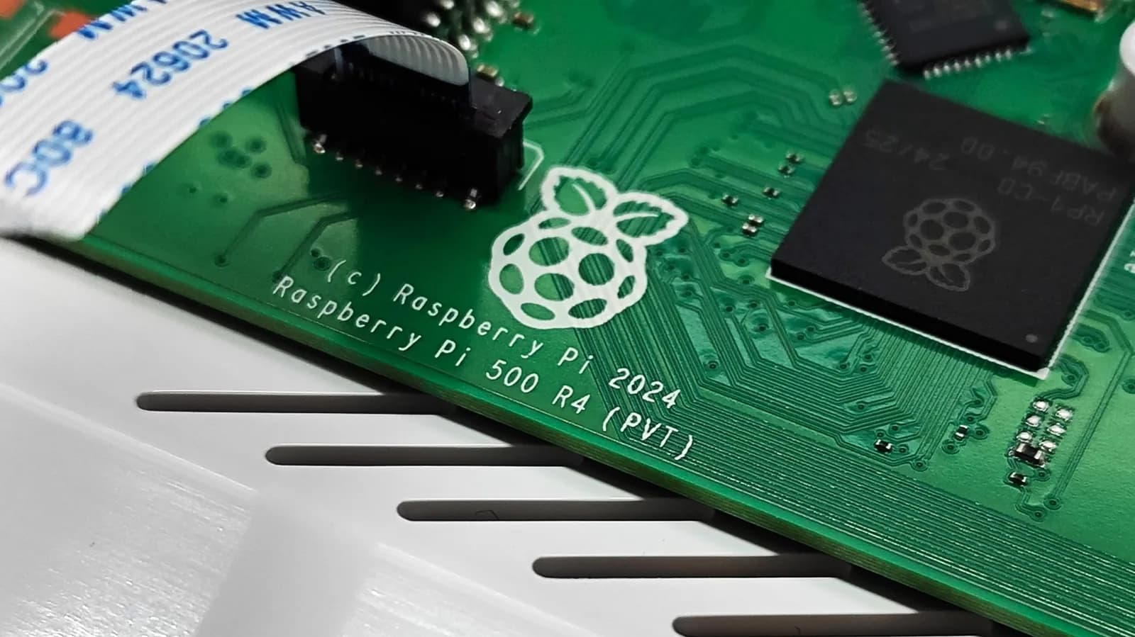 Raspberry Pi bloquea por firmware el cambio de RAM