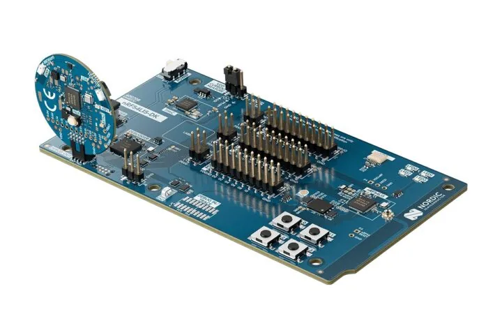 nRF54L15 DK con el Tag montado
