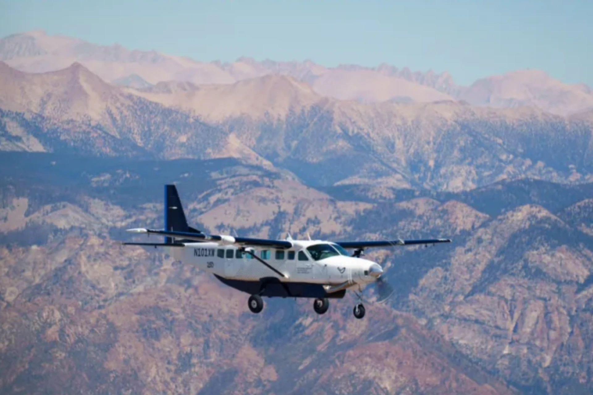 El Cessna autónomo en vuelo