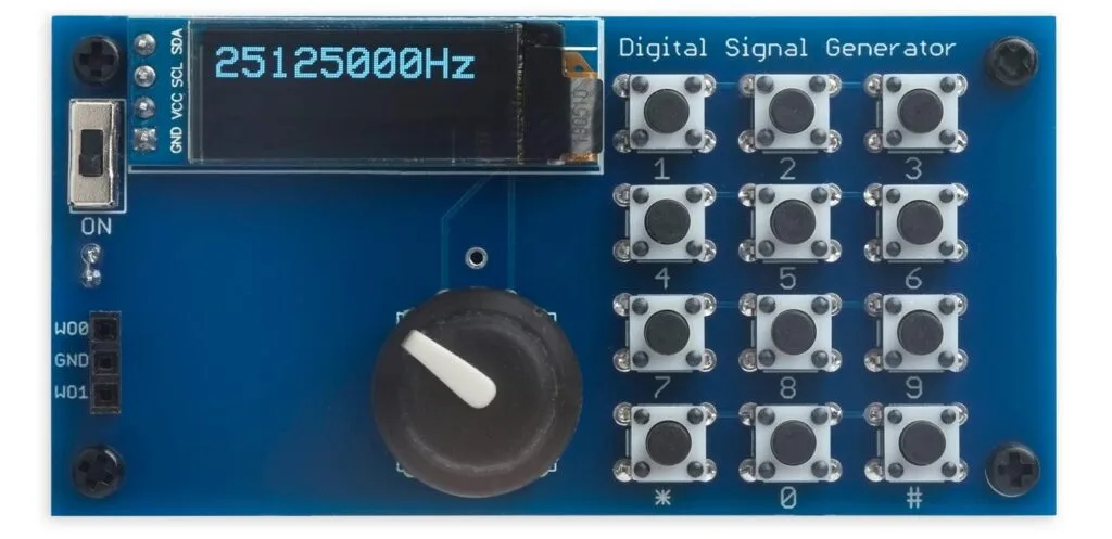 El panel frontal del generador de señales digital, con pantalla OLED, encoder rotatorio y teclado de pulsadores. (foto: David Johnson-Davies)