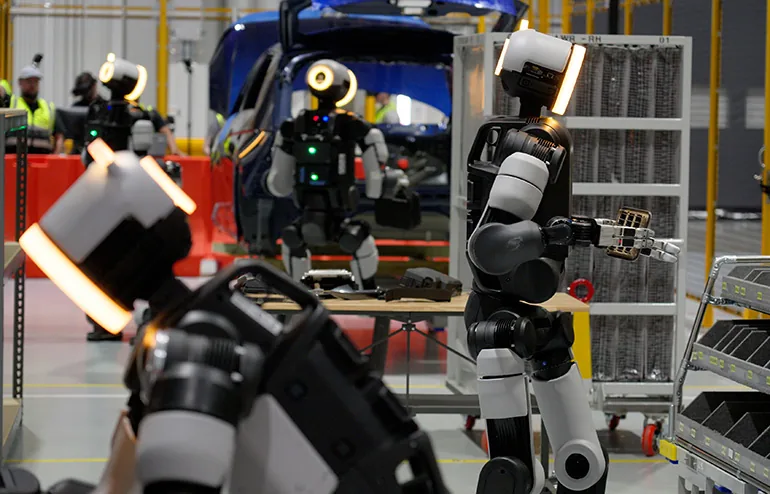 Hyundai planea ampliar el entrenamiento y la producción del robot humanoide Atlas.