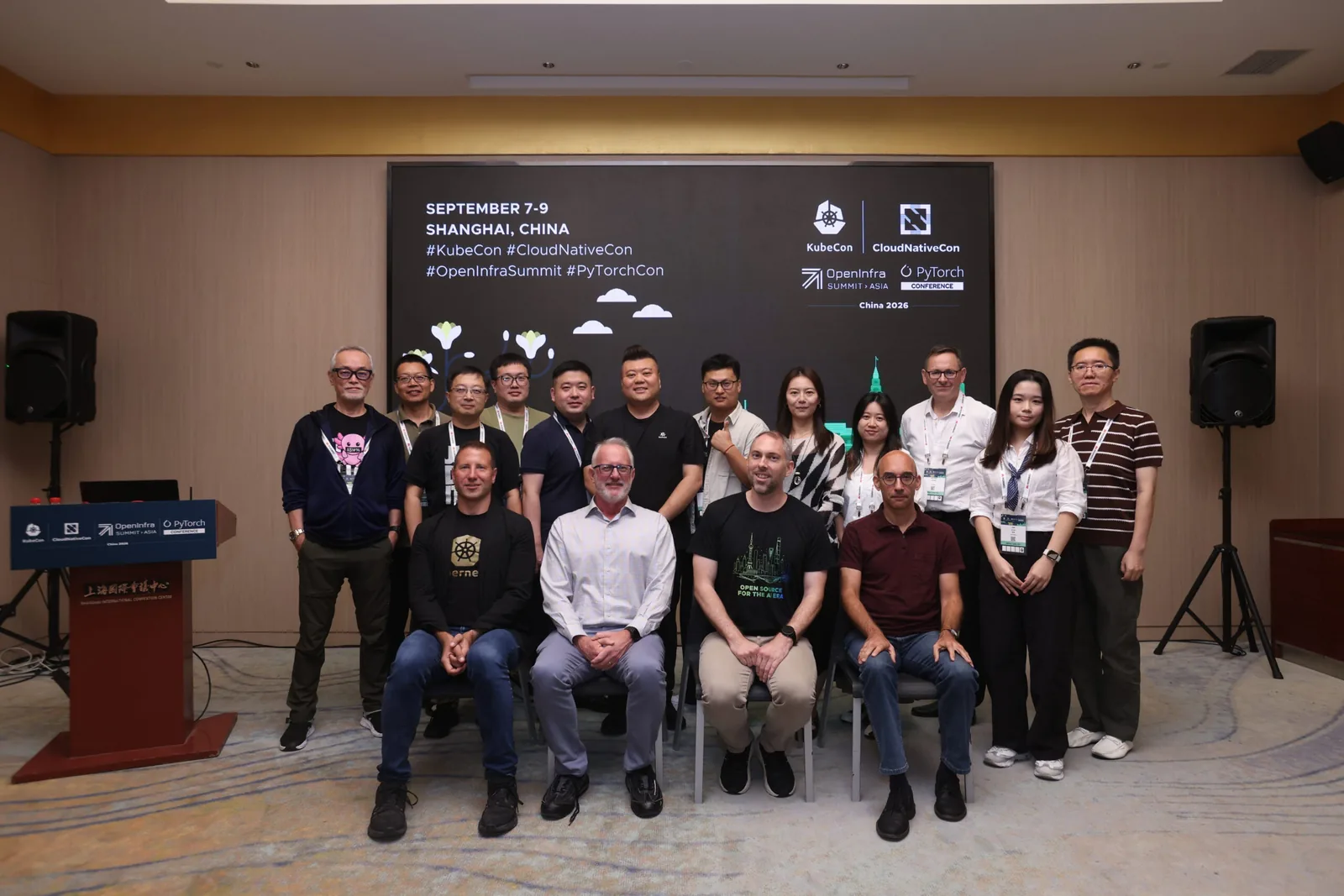 Escenario de la PyTorch Conference China 2026 en Shanghái
