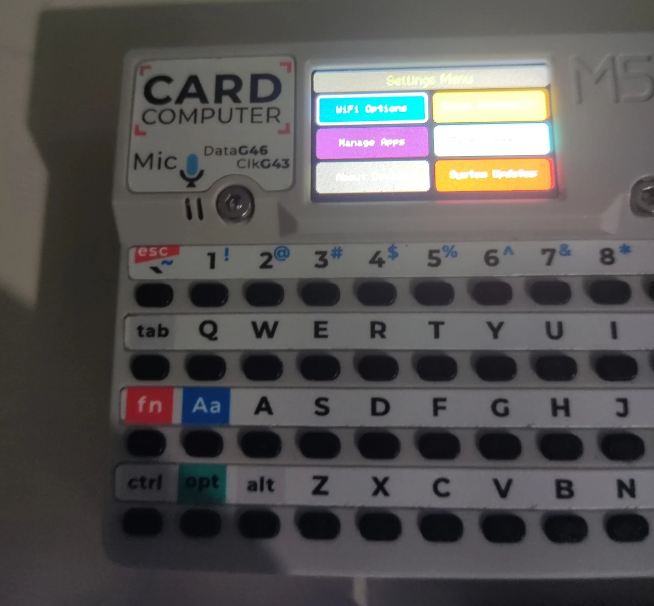 Interfaz gráfica en JavaScript sobre el M5Stack Cardputer